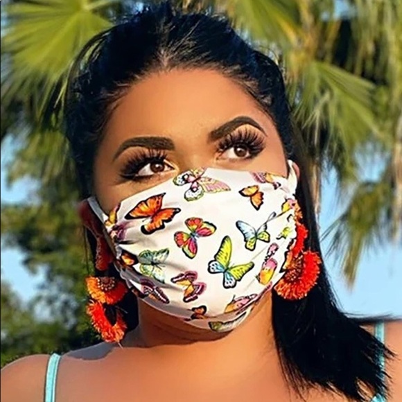 Face Mask 🦋 - Picture 3 of 3